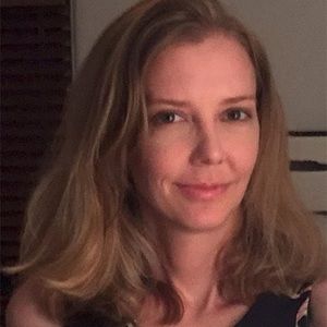 Meet your Posher, Evelyn